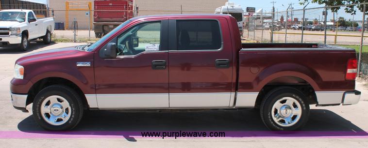 image for item K8824 2005 Ford F150 XLT SuperCrew pickup truck