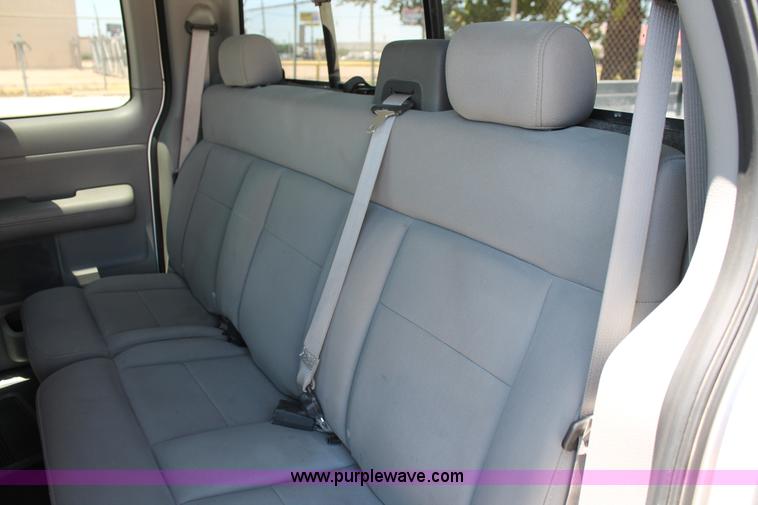 image for item K8825 2005 Ford F150 STX SuperCab pickup truck