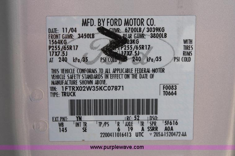 image for item K8825 2005 Ford F150 STX SuperCab pickup truck