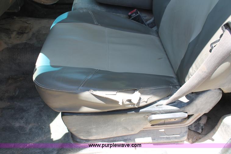 image for item K8826 2008 Chevrolet Silverado 2500HD LS pickup truck