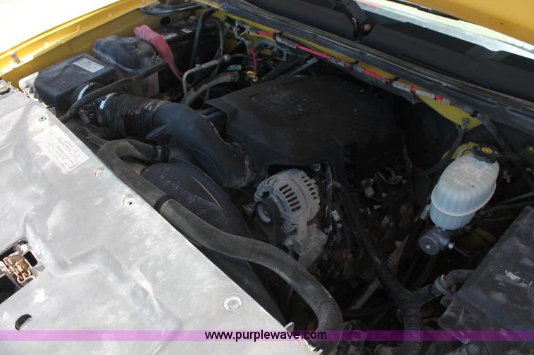 image for item K8826 2008 Chevrolet Silverado 2500HD LS pickup truck