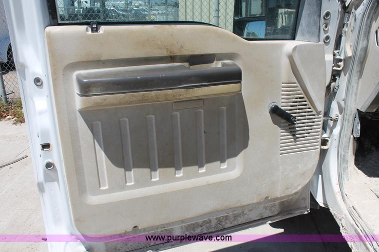 image for item K8830 2008 Ford F450 Super Duty XL flatbed truck