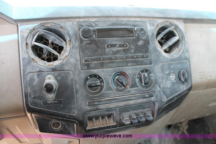 image for item K8830 2008 Ford F450 Super Duty XL flatbed truck