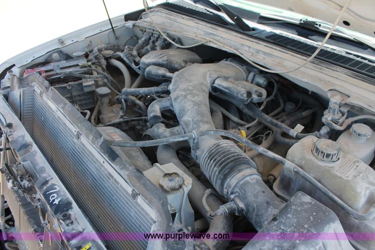 image for item K8830 2008 Ford F450 Super Duty XL flatbed truck