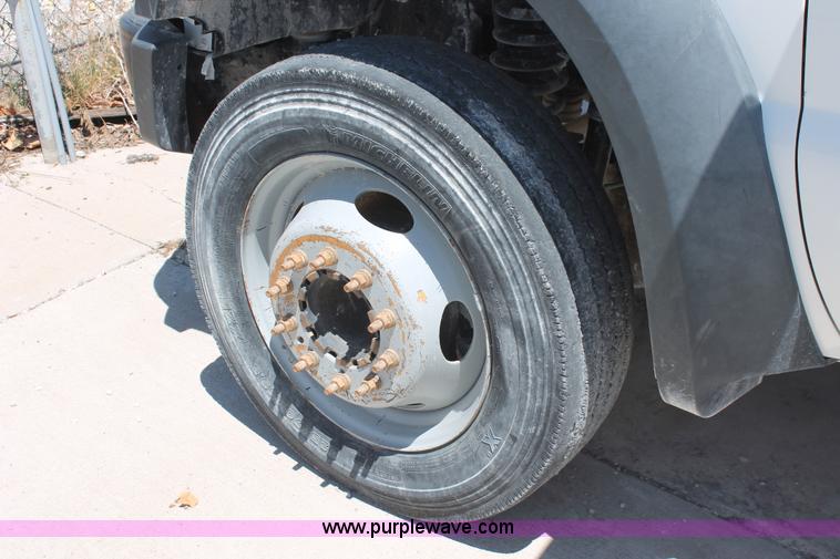 image for item K8830 2008 Ford F450 Super Duty XL flatbed truck