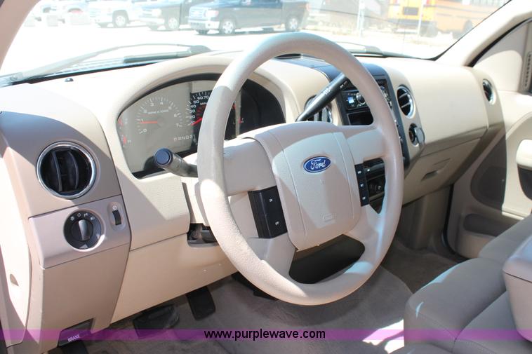 image for item K8832 2008 Ford F150 XLT SuperCrew pickup truck