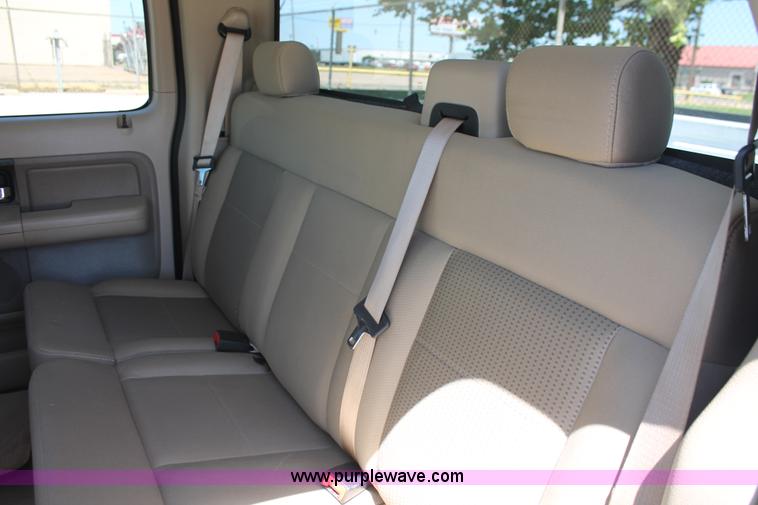 image for item K8832 2008 Ford F150 XLT SuperCrew pickup truck