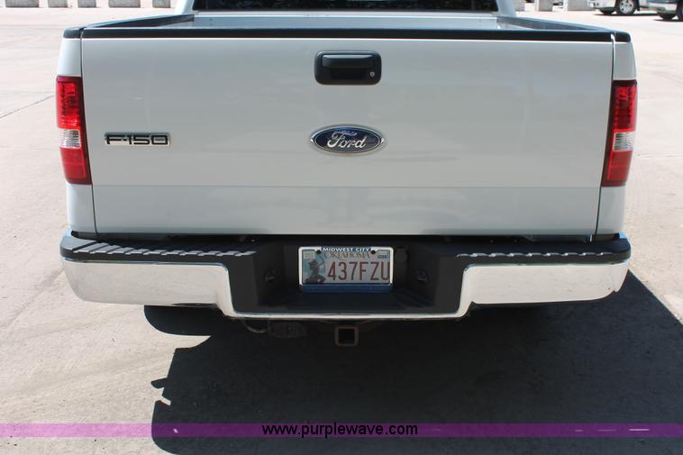 image for item K8832 2008 Ford F150 XLT SuperCrew pickup truck