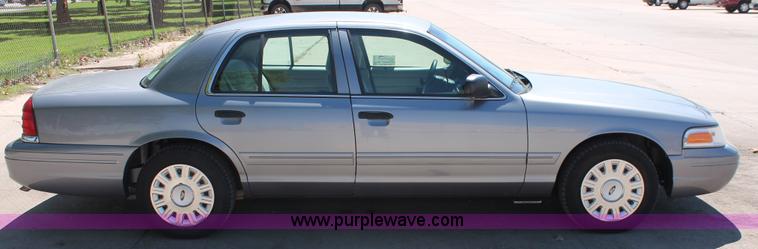 image for item K8834 2006 Ford Crown Victoria