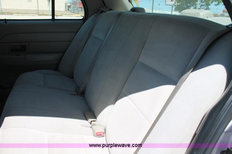 image for item K8834 2006 Ford Crown Victoria