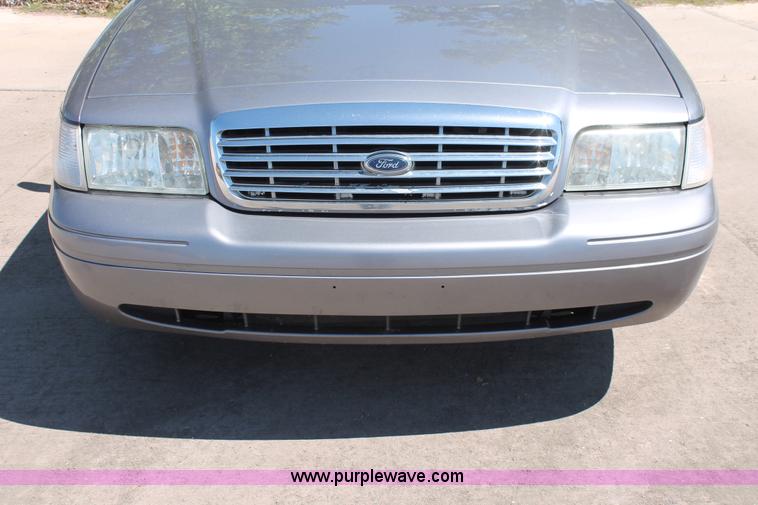 image for item K8834 2006 Ford Crown Victoria