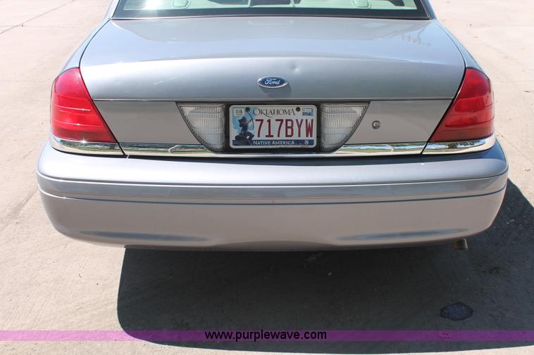image for item K8834 2006 Ford Crown Victoria