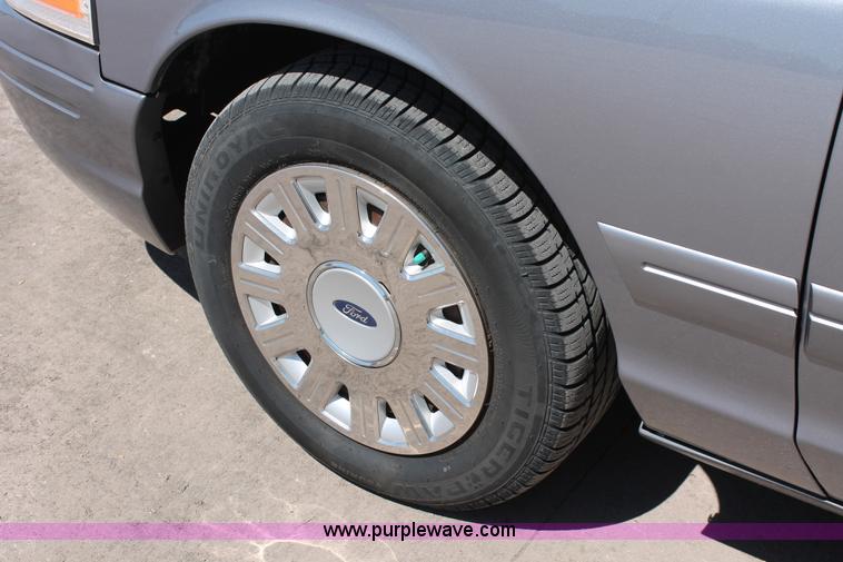 image for item K8834 2006 Ford Crown Victoria