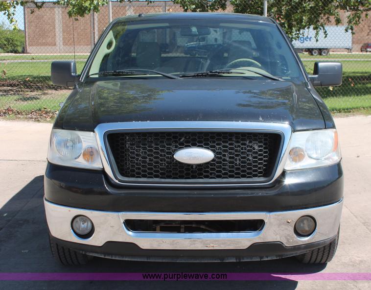image for item K8835 2007 Ford F150 XLT SuperCrew pickup truck