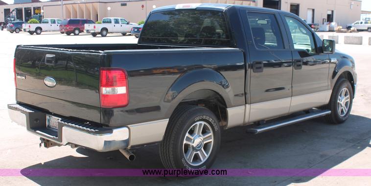 image for item K8835 2007 Ford F150 XLT SuperCrew pickup truck