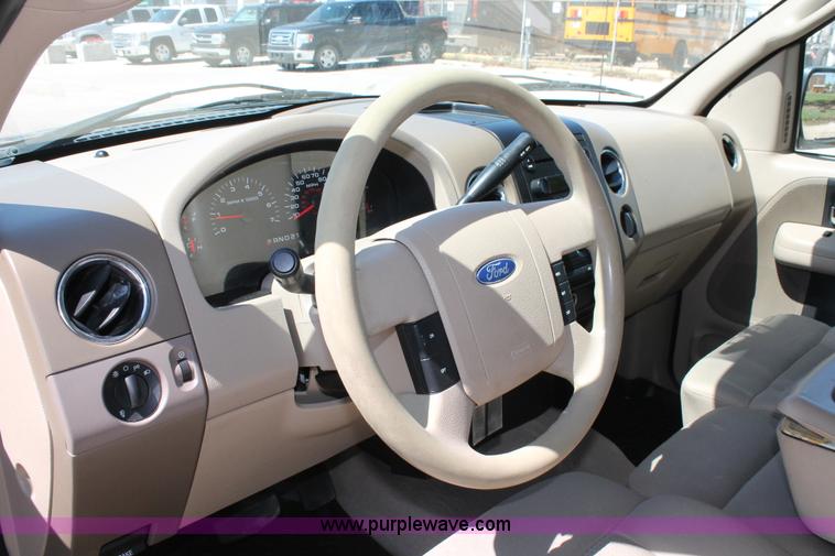 image for item K8835 2007 Ford F150 XLT SuperCrew pickup truck