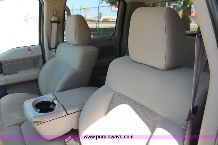 image for item K8835 2007 Ford F150 XLT SuperCrew pickup truck