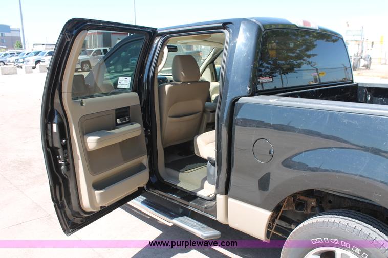 image for item K8835 2007 Ford F150 XLT SuperCrew pickup truck