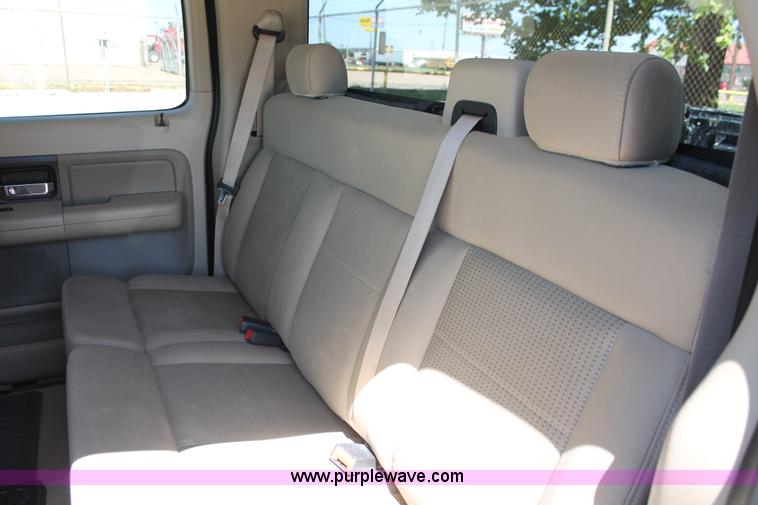 image for item K8835 2007 Ford F150 XLT SuperCrew pickup truck