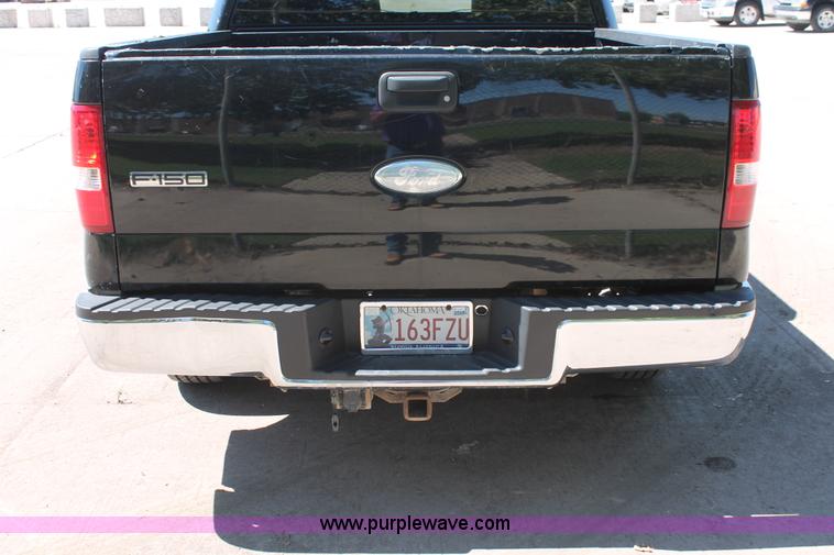 image for item K8835 2007 Ford F150 XLT SuperCrew pickup truck