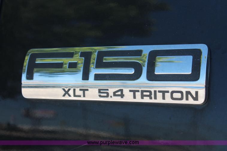 image for item K8835 2007 Ford F150 XLT SuperCrew pickup truck