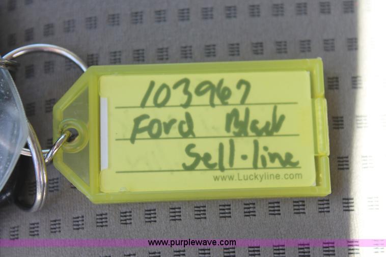 image for item K8835 2007 Ford F150 XLT SuperCrew pickup truck