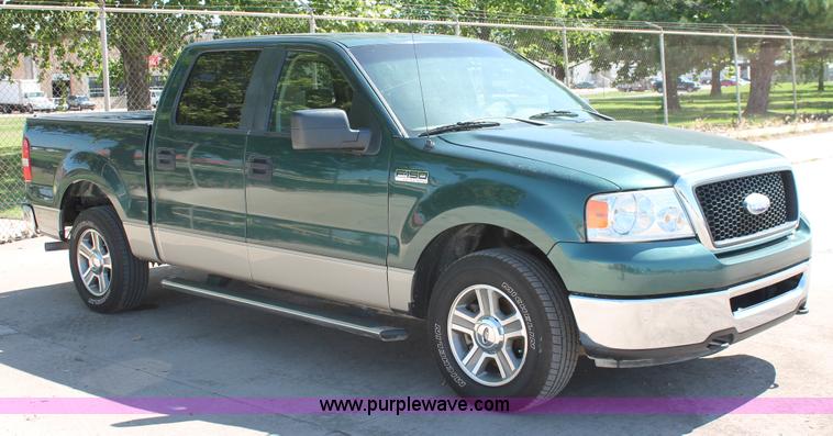 image for item K8837 2008 Ford F150 XLT SuperCrew pickup truck