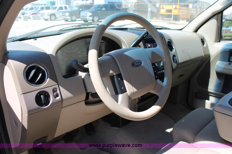 image for item K8837 2008 Ford F150 XLT SuperCrew pickup truck