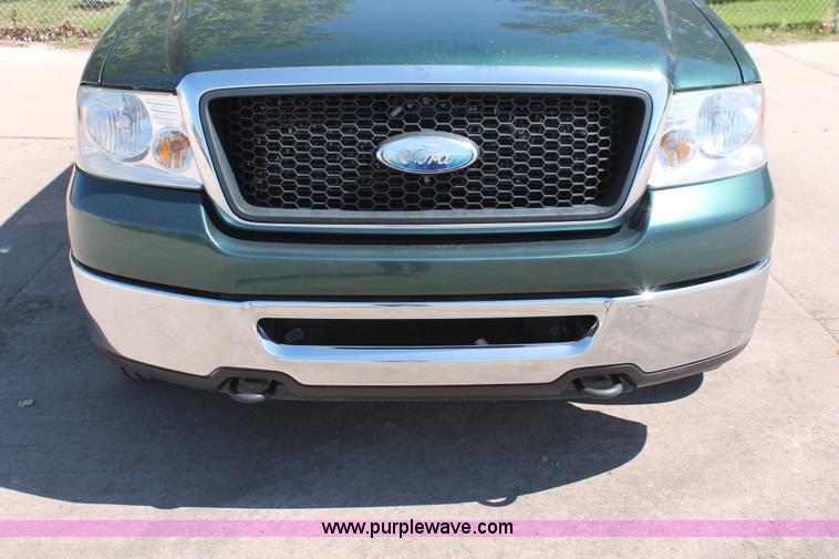 image for item K8837 2008 Ford F150 XLT SuperCrew pickup truck