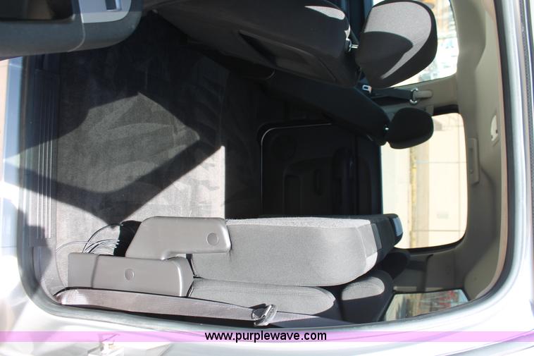 image for item K8838 2010 Chevrolet Silverado 1500 LT Crew Cab pickup truck