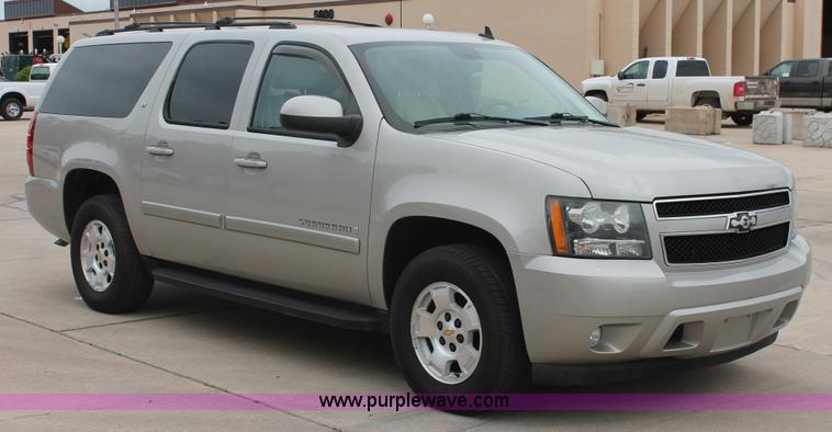 image for item K8839 2009 Chevrolet Suburban 1500 LT SVU