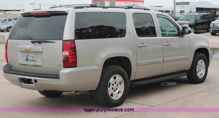 image for item K8839 2009 Chevrolet Suburban 1500 LT SVU