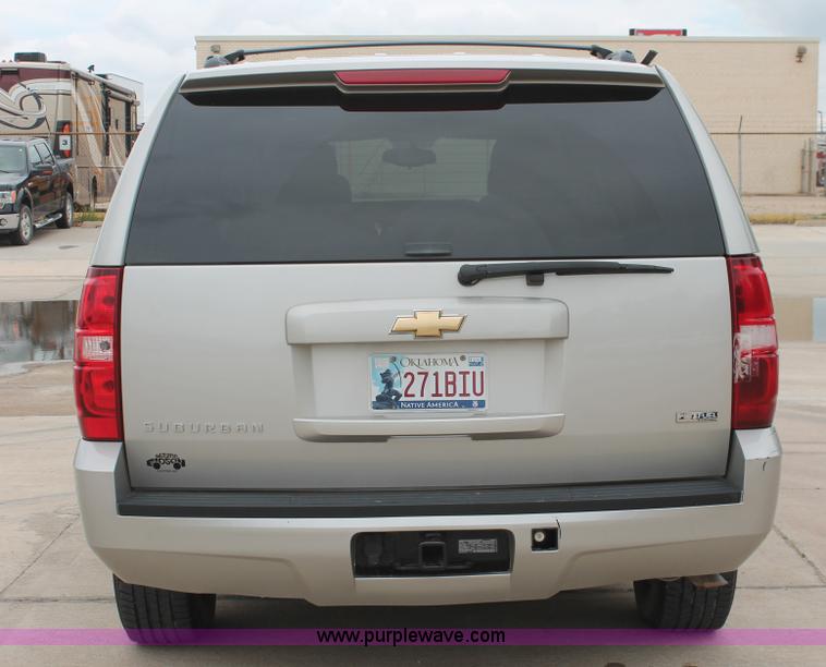 image for item K8839 2009 Chevrolet Suburban 1500 LT SVU