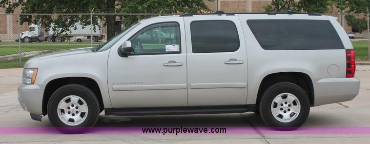 image for item K8839 2009 Chevrolet Suburban 1500 LT SVU