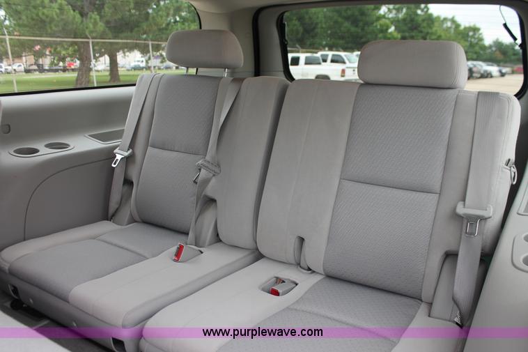 image for item K8839 2009 Chevrolet Suburban 1500 LT SVU