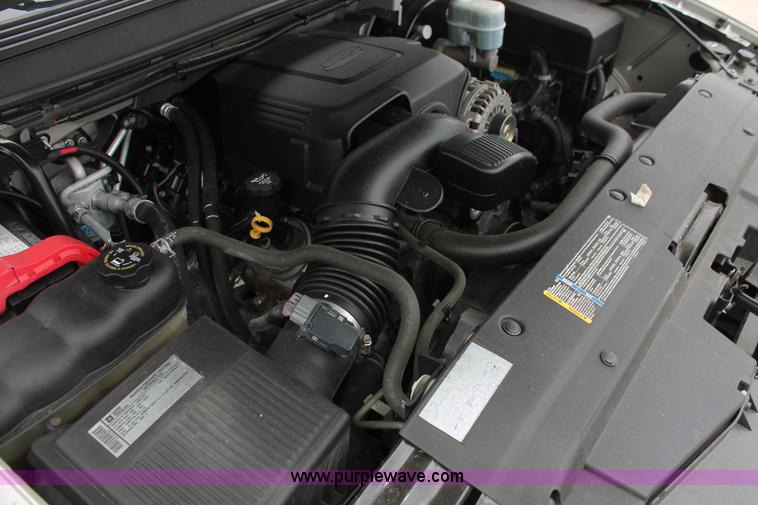 image for item K8839 2009 Chevrolet Suburban 1500 LT SVU