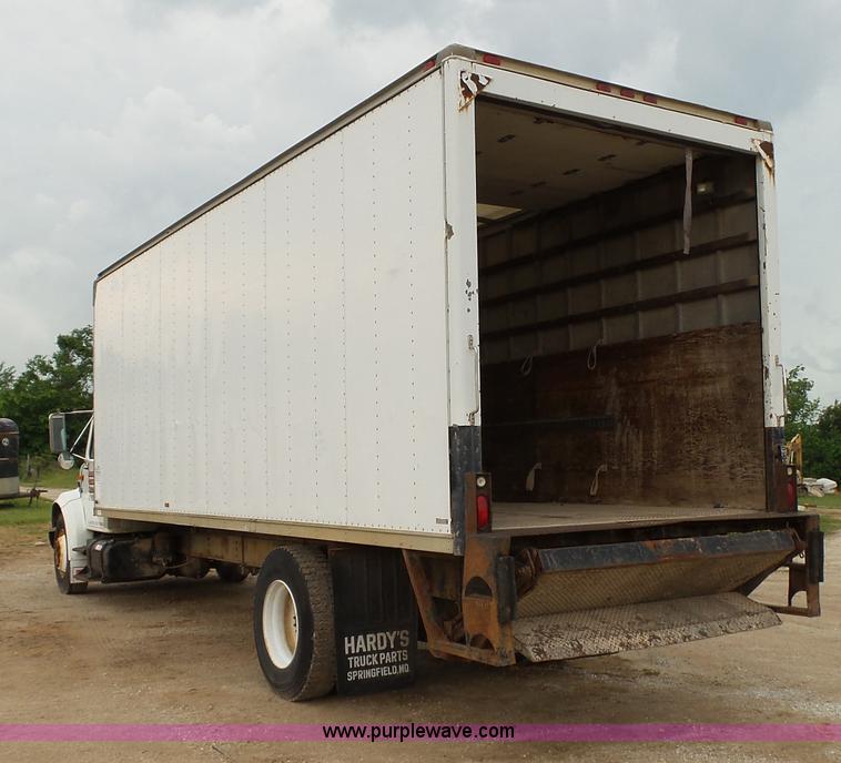 image for item L2048 1997 International 4900 box truck