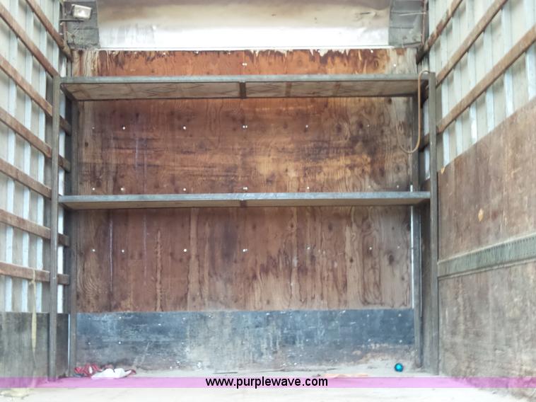 image for item L2048 1997 International 4900 box truck