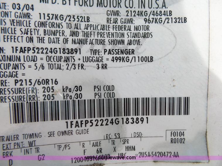 image for item L2055 2004 Ford Taurus