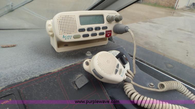 image for item L2059 1985 Bayliner Coutessa boat