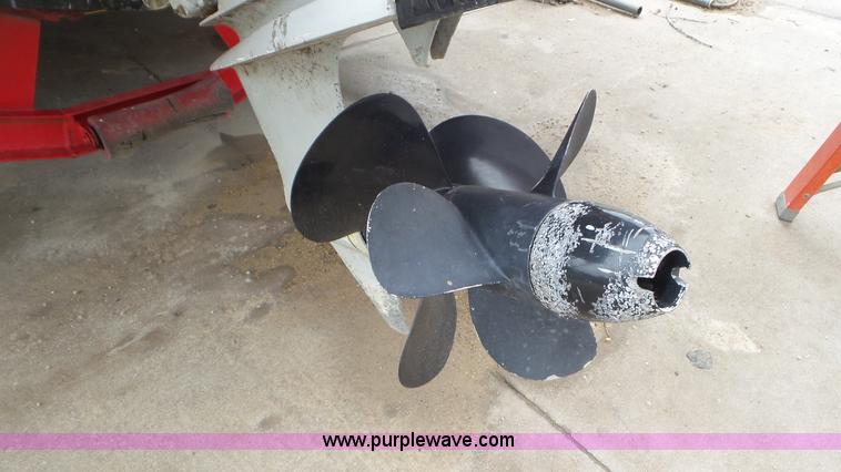 image for item L2059 1985 Bayliner Coutessa boat