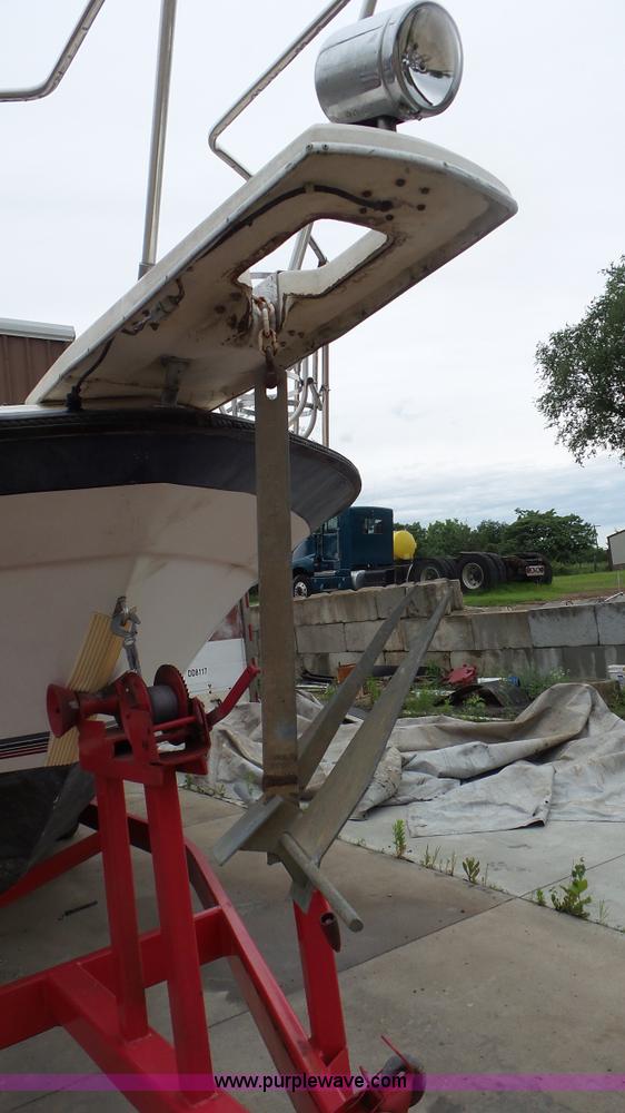 image for item L2059 1985 Bayliner Coutessa boat