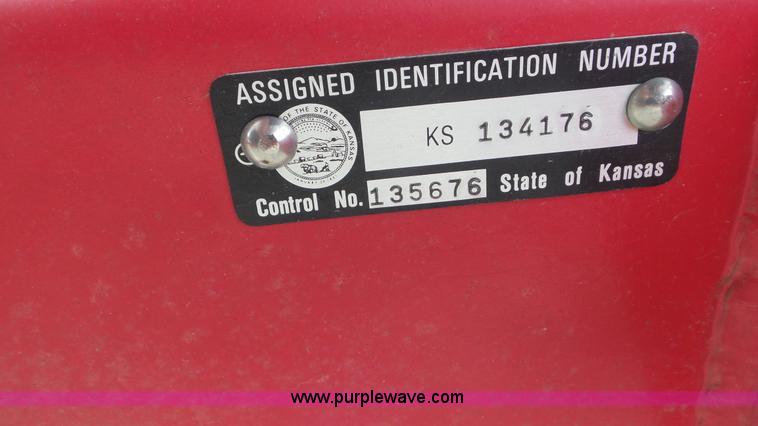 image for item L2059 1985 Bayliner Coutessa boat