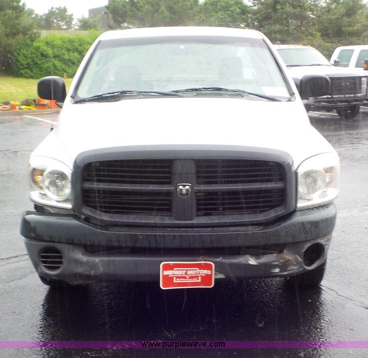 image for item L2072 2007 Dodge Ram 1500 pickup truck