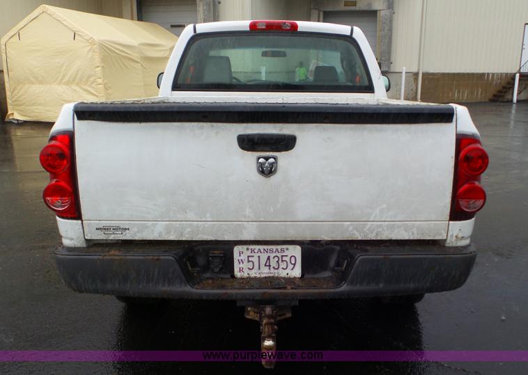 image for item L2072 2007 Dodge Ram 1500 pickup truck