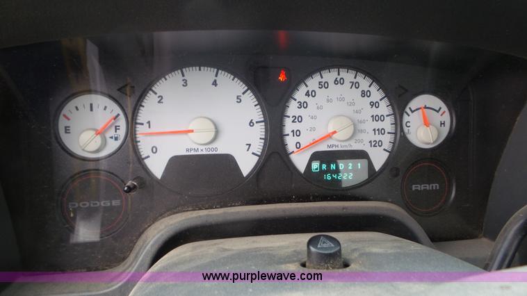 image for item L2072 2007 Dodge Ram 1500 pickup truck