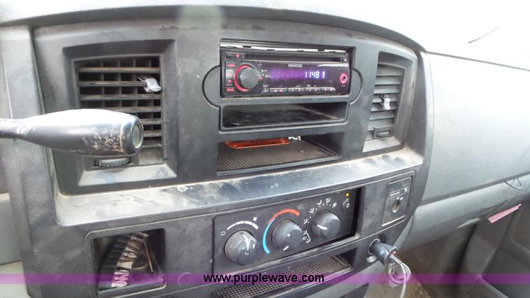 image for item L2072 2007 Dodge Ram 1500 pickup truck