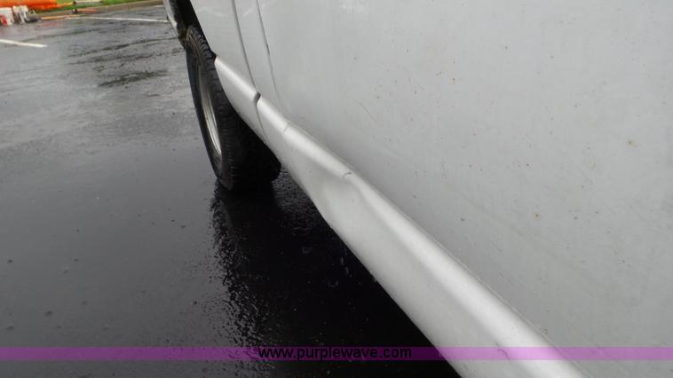 image for item L2072 2007 Dodge Ram 1500 pickup truck