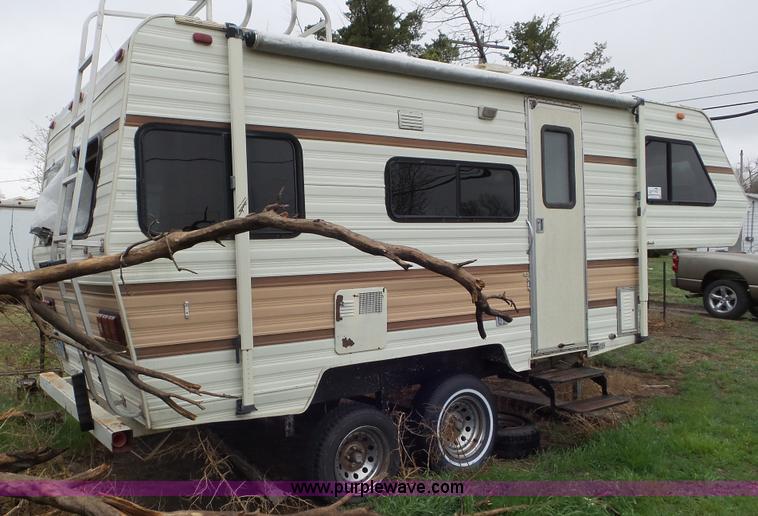 image for item L2155 1989 Hallmark camper