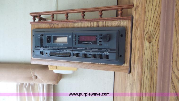 image for item L2155 1989 Hallmark camper